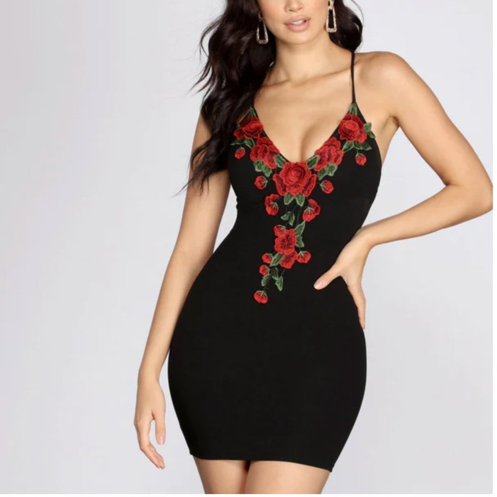 Valentines Day Rose Embroidered Bodycon Dress